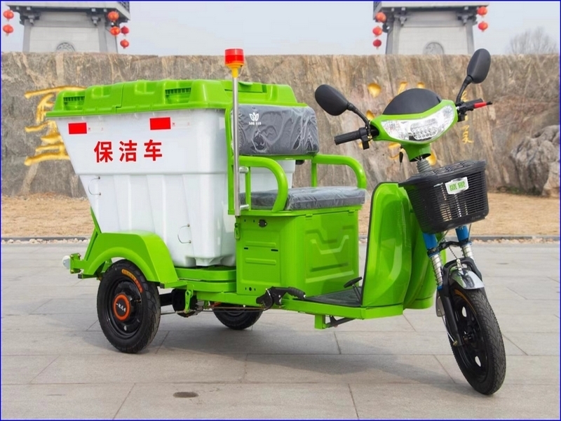 電動(dòng)保潔小三輪